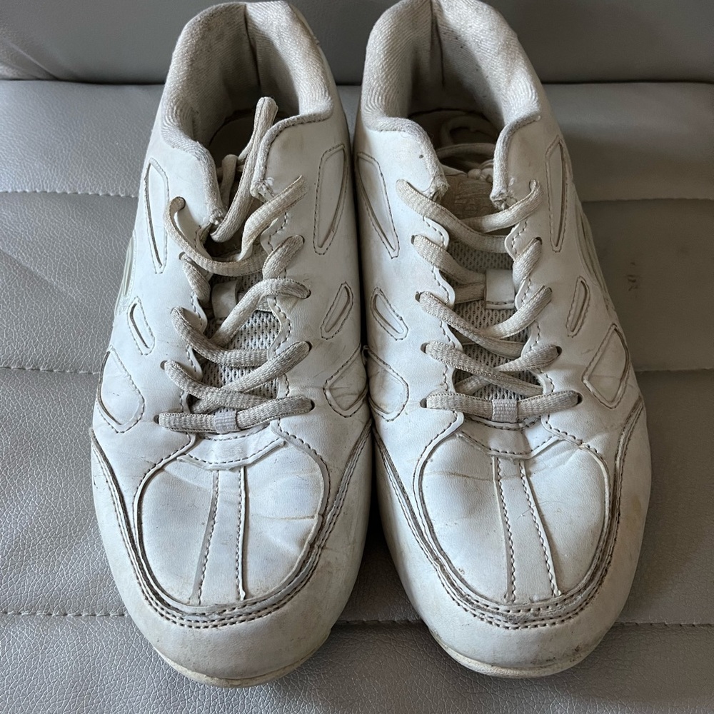Used Cheer Shoes